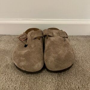 Birkenstock Boston Suede Leather Clogs (BRAND NEW)